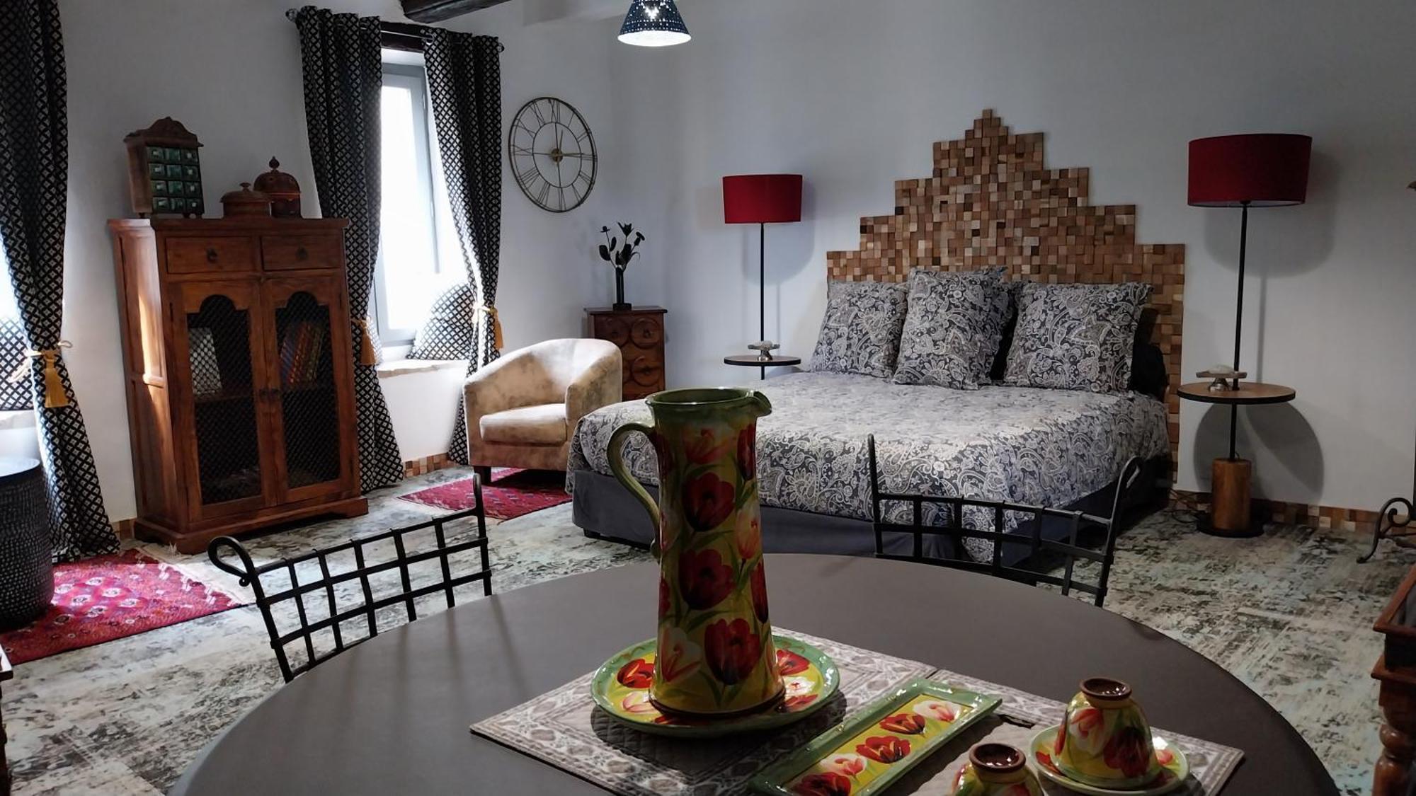 D'Ici Et D'Ailleurs Bed and Breakfast Cordes-sur-Ciel Buitenkant foto
