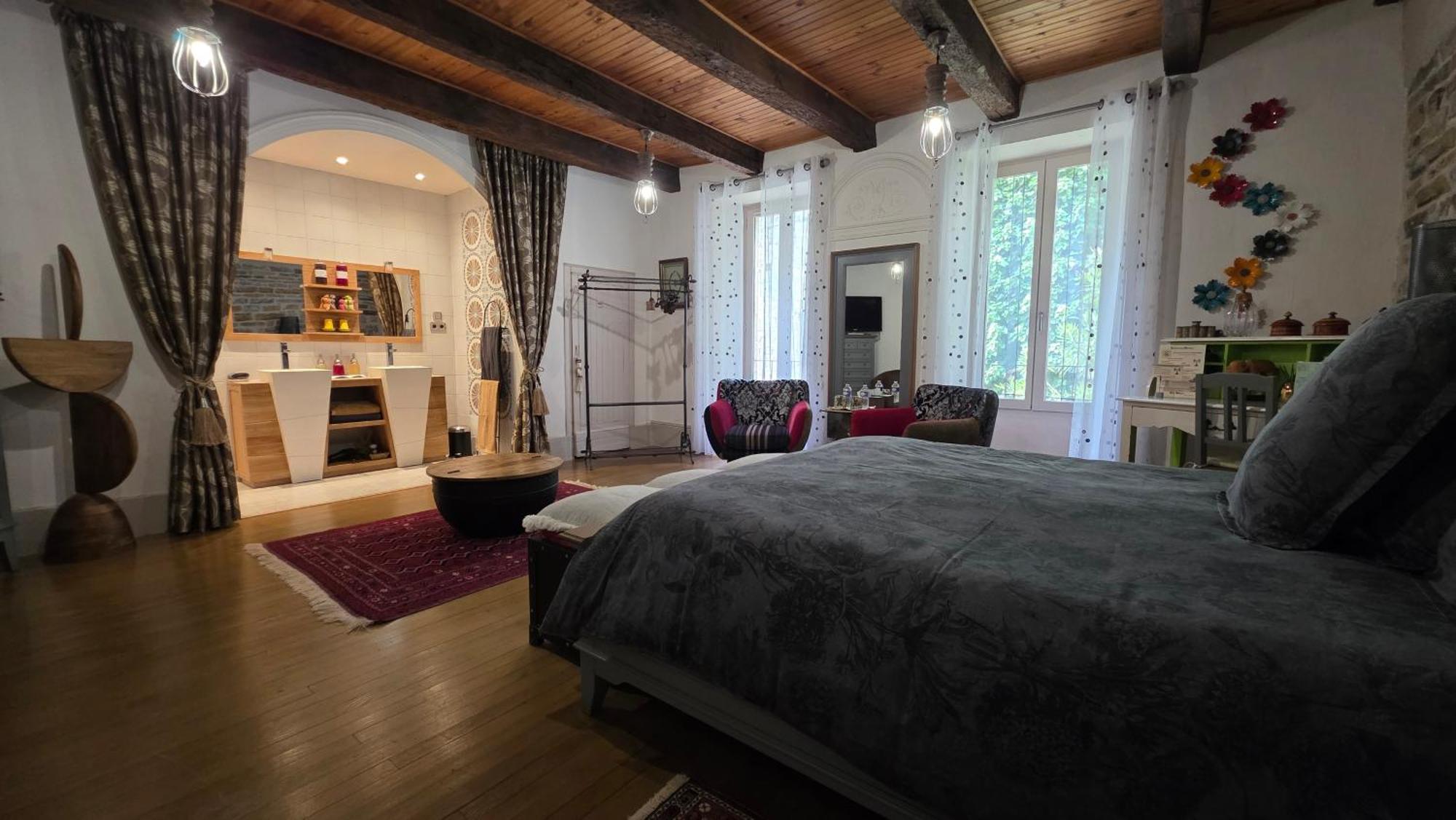 D'Ici Et D'Ailleurs Bed and Breakfast Cordes-sur-Ciel Buitenkant foto