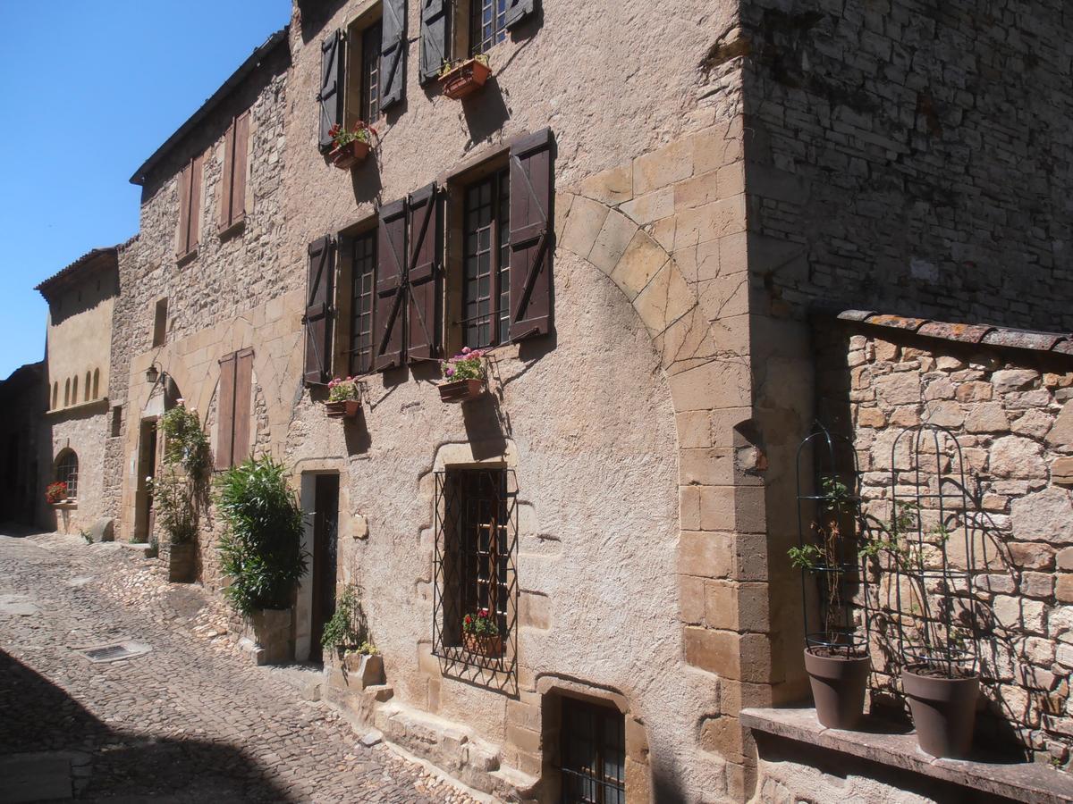 D'Ici Et D'Ailleurs Bed and Breakfast Cordes-sur-Ciel Buitenkant foto