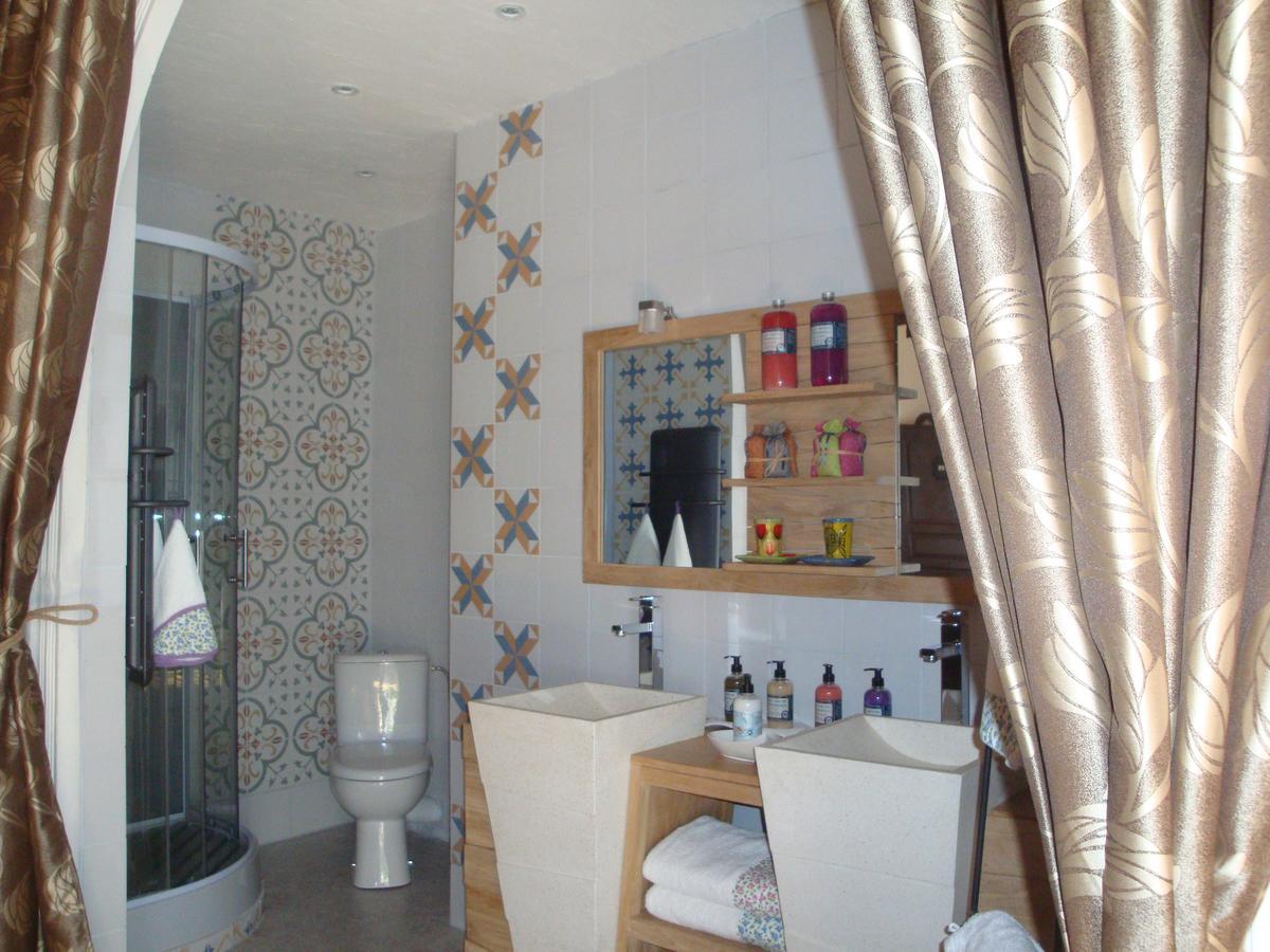 D'Ici Et D'Ailleurs Bed and Breakfast Cordes-sur-Ciel Buitenkant foto